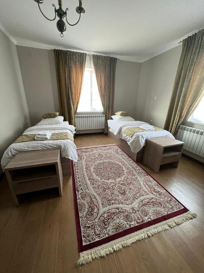 Green Town Hotel Schymkent Exterior foto